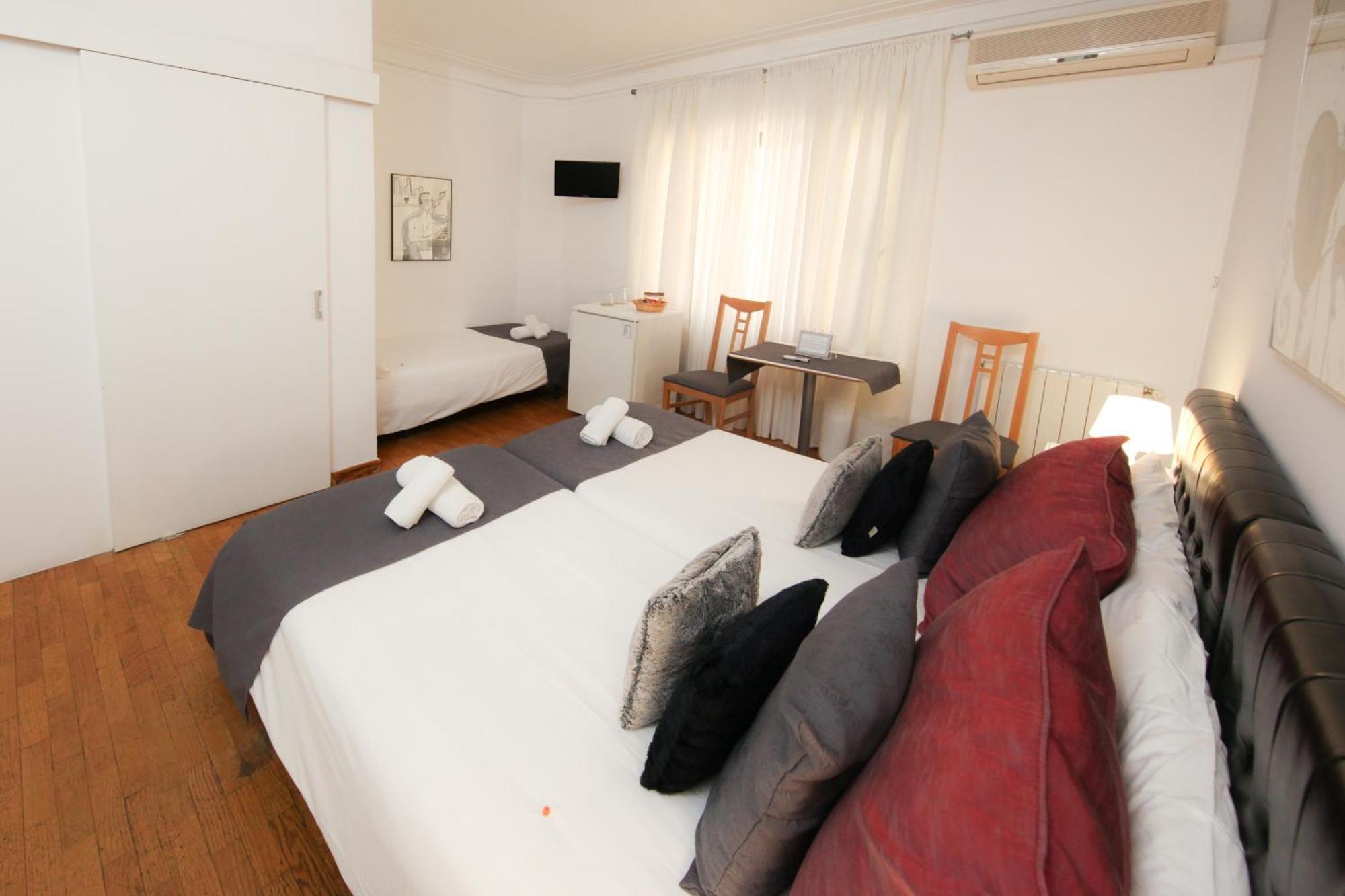 Petit Hotel Barselona Dış mekan fotoğraf