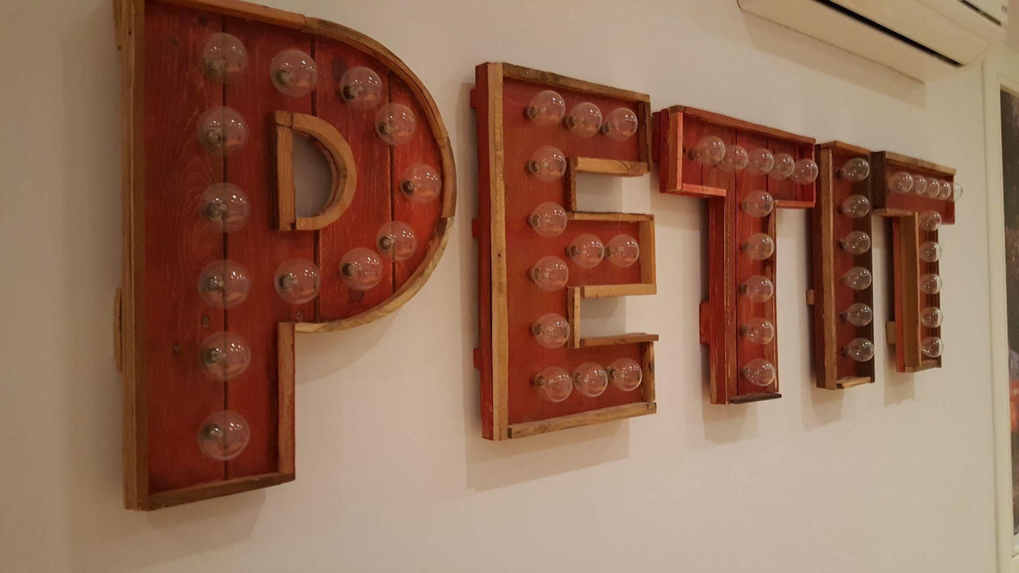 Petit Hotel Barselona Dış mekan fotoğraf